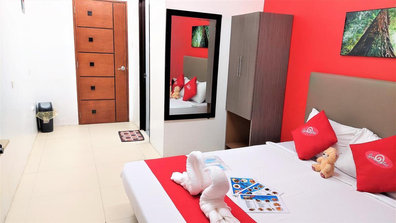 Spiral Suites Hotel Quezon City Exterior photo
