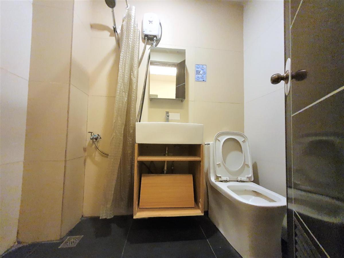 Spiral Suites Hotel Quezon City Exterior photo
