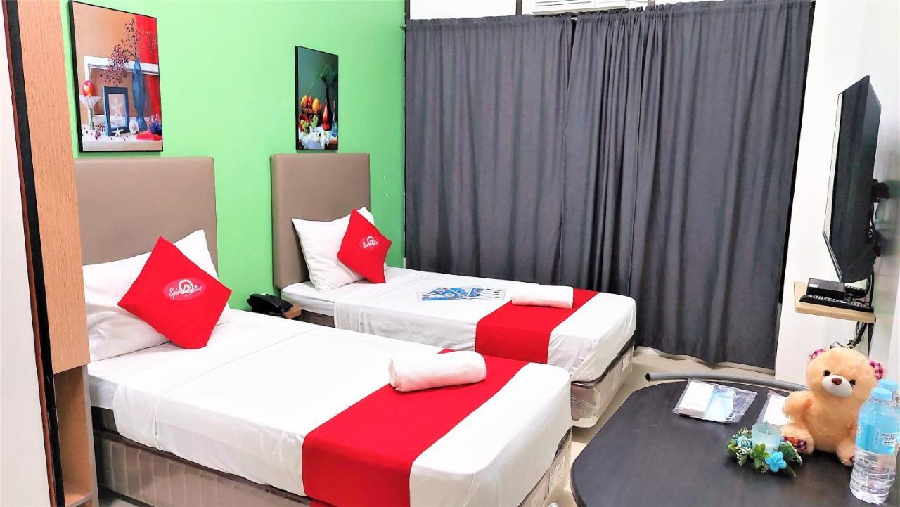 Spiral Suites Hotel Quezon City Exterior photo