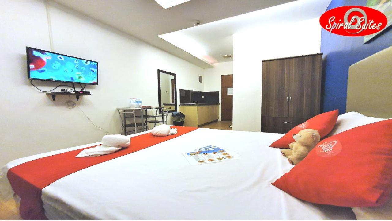 Spiral Suites Hotel Quezon City Exterior photo