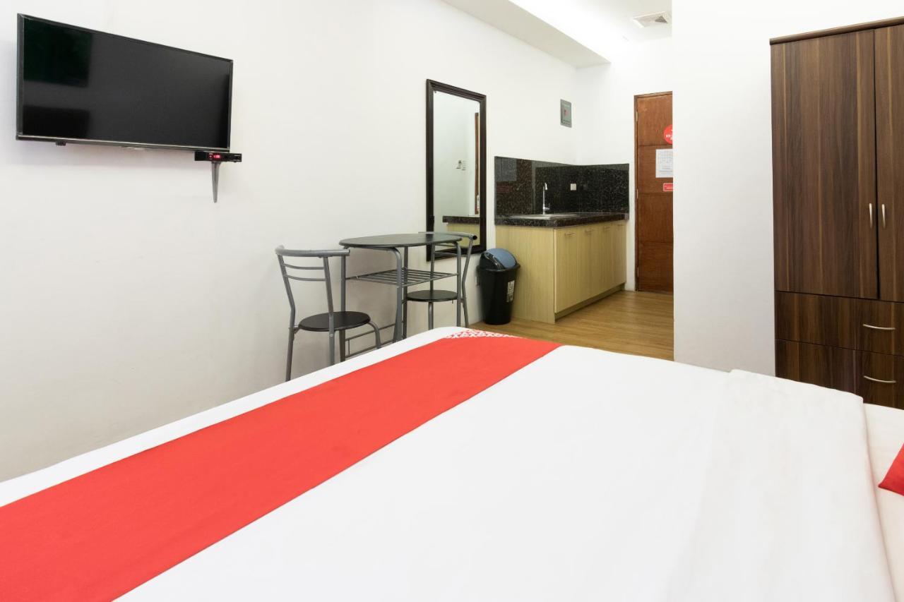 Spiral Suites Hotel Quezon City Exterior photo